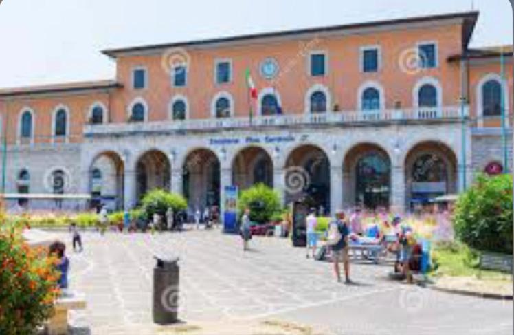 Corridoni Suites Pisa Exteriör bild